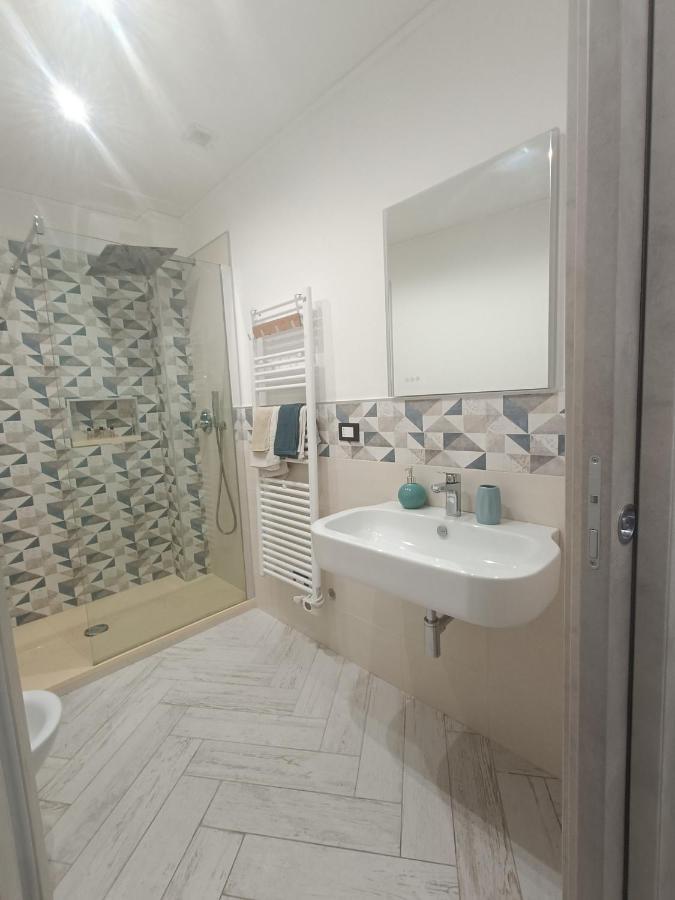 Casa Vacanze Via Nizza 57 Zinola-Wifi Savona Zewnętrze zdjęcie