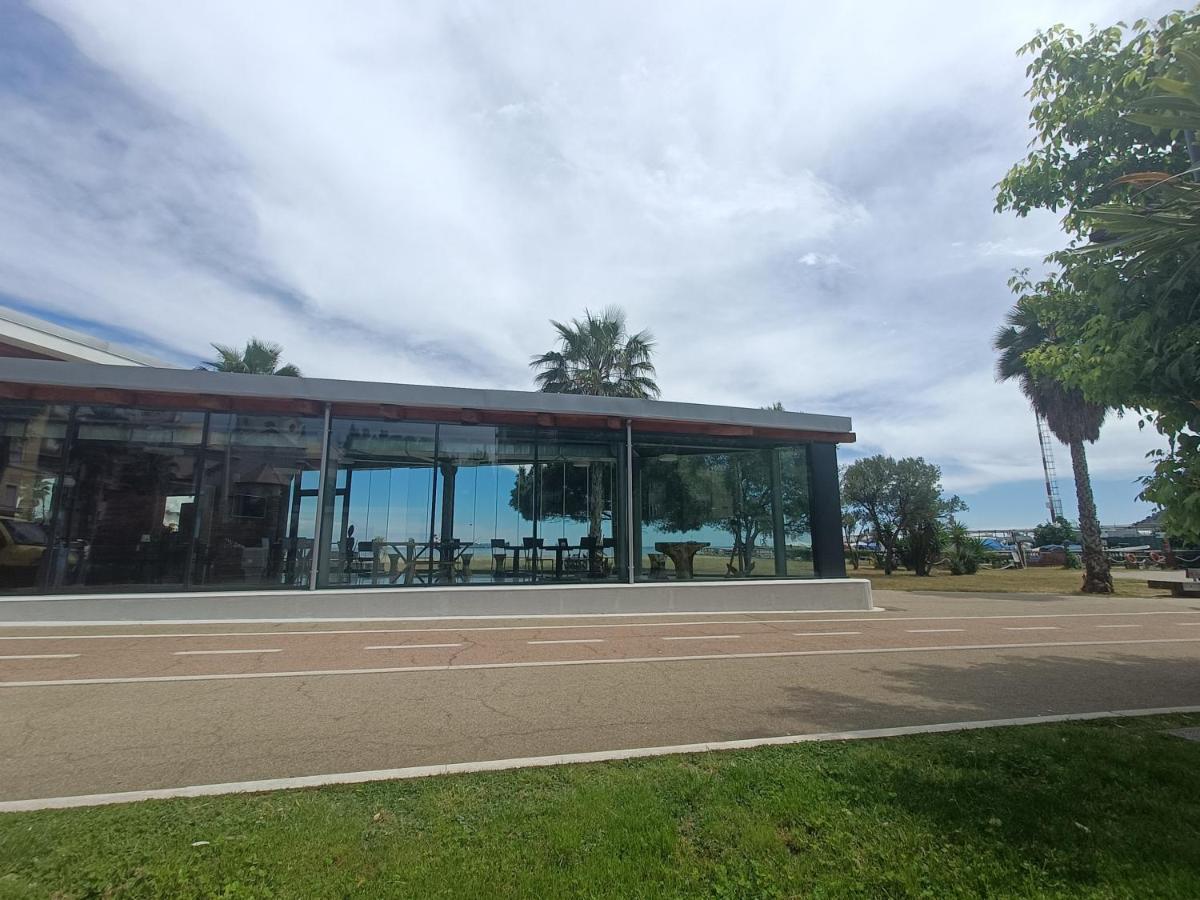 Casa Vacanze Via Nizza 57 Zinola-Wifi Savona Zewnętrze zdjęcie