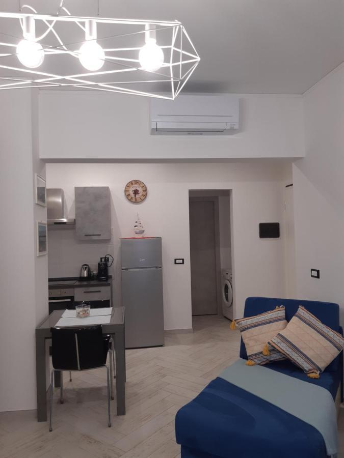 Casa Vacanze Via Nizza 57 Zinola-Wifi Savona Zewnętrze zdjęcie